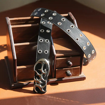 Ceinture tendance, perforée punk