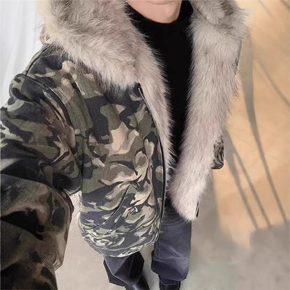 Veste à capuche camouflage, style rétro, avec col en fourrure