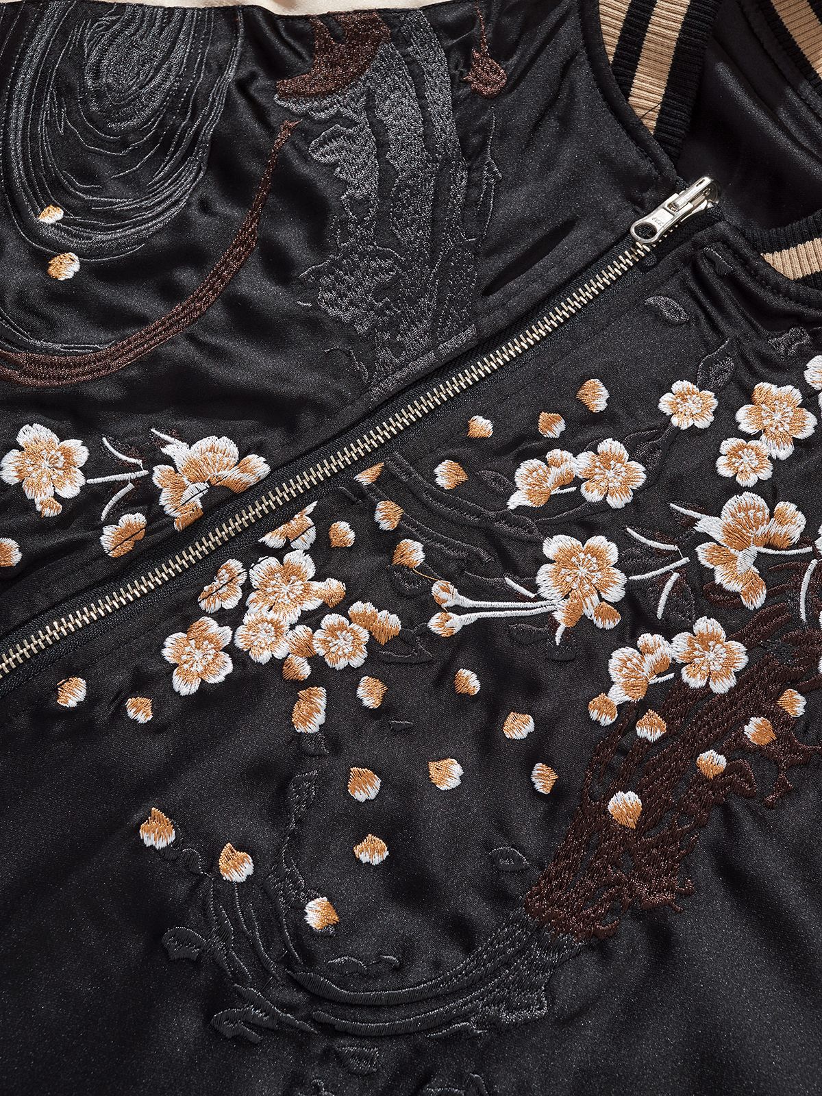 Veste avec broderie Roi Lion